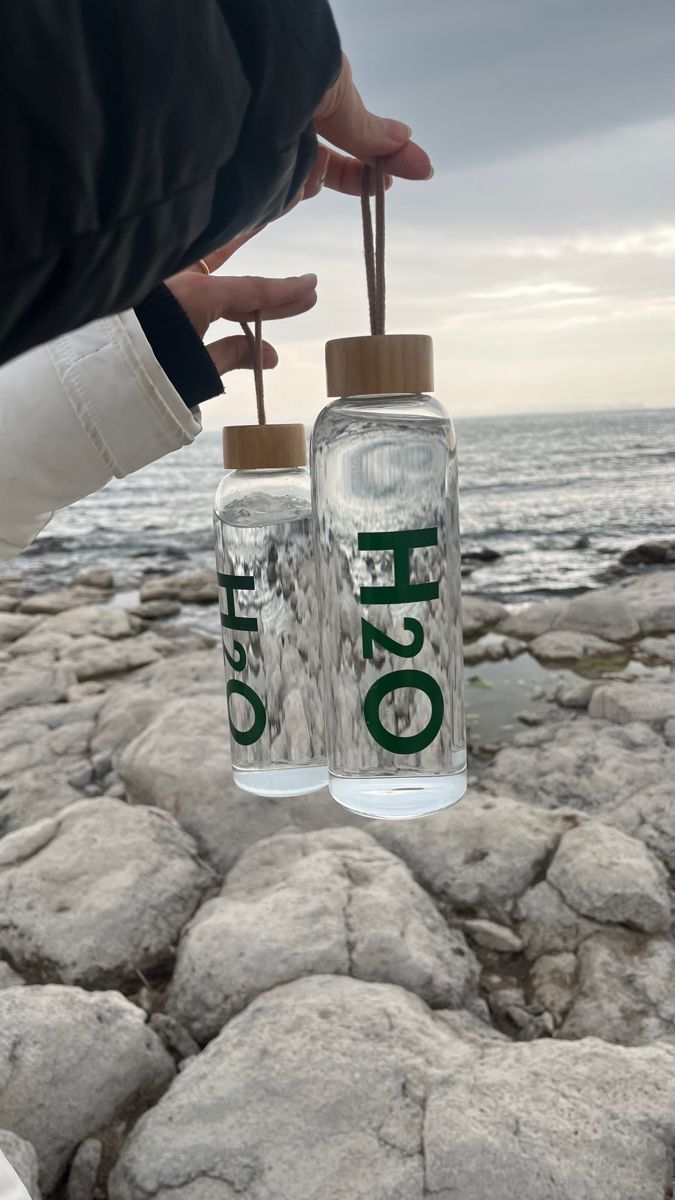 Eco Friendly Glass Water Bottle With bamboo cap